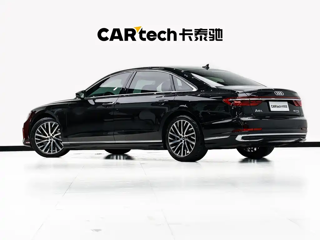Audi A8 — миниатюра 6