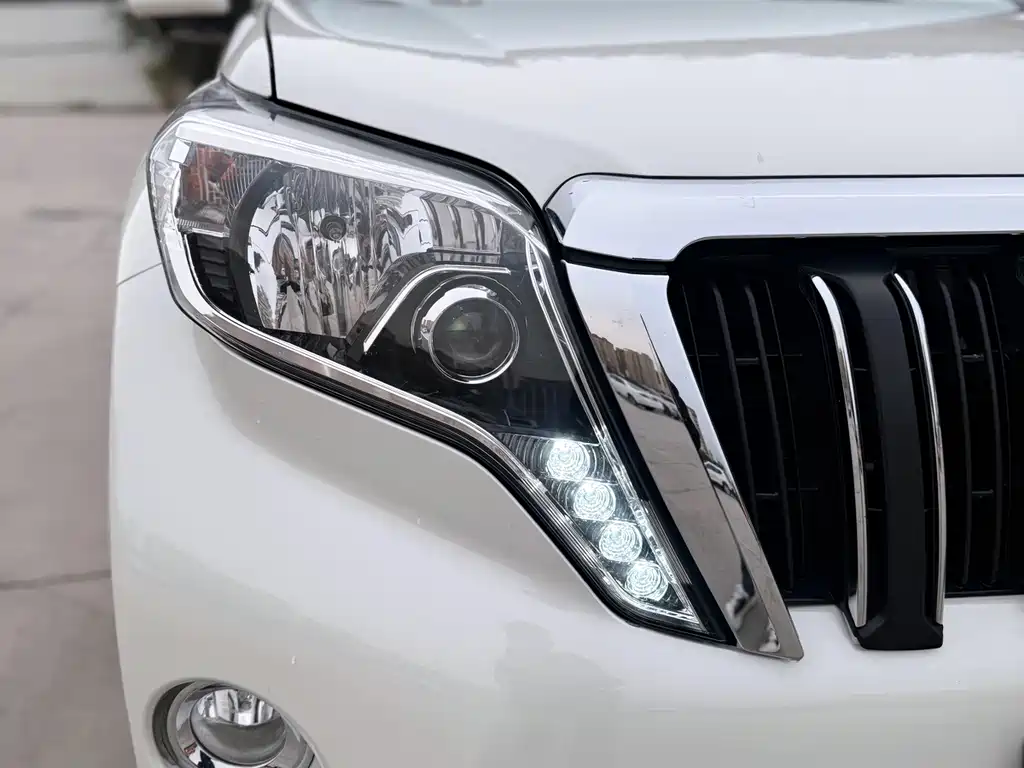 Toyota Prado — миниатюра 22