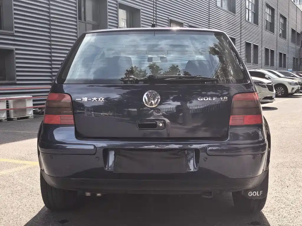 Volkswagen Golf — миниатюра 5