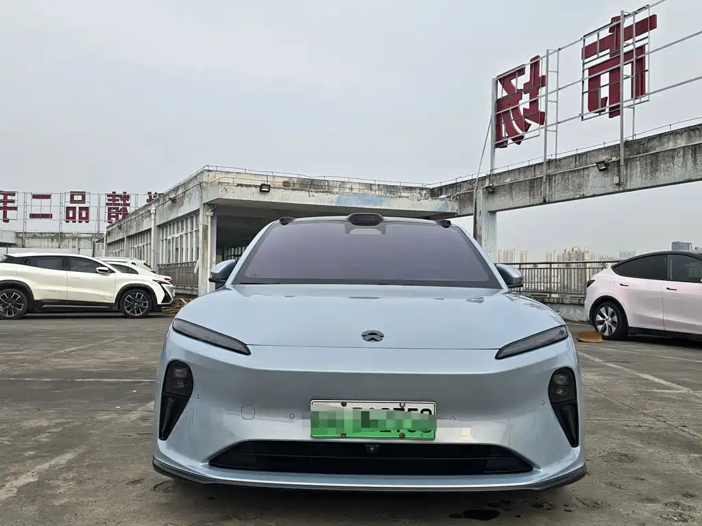 NIO ET5 — миниатюра 2