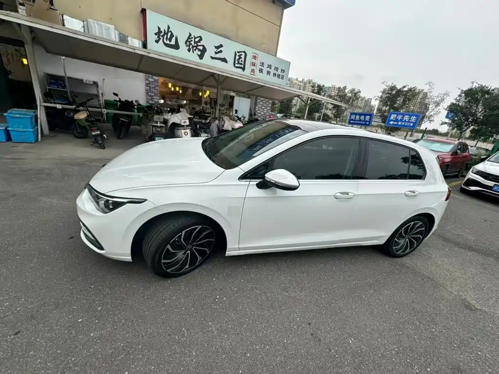 Volkswagen Golf — миниатюра 2
