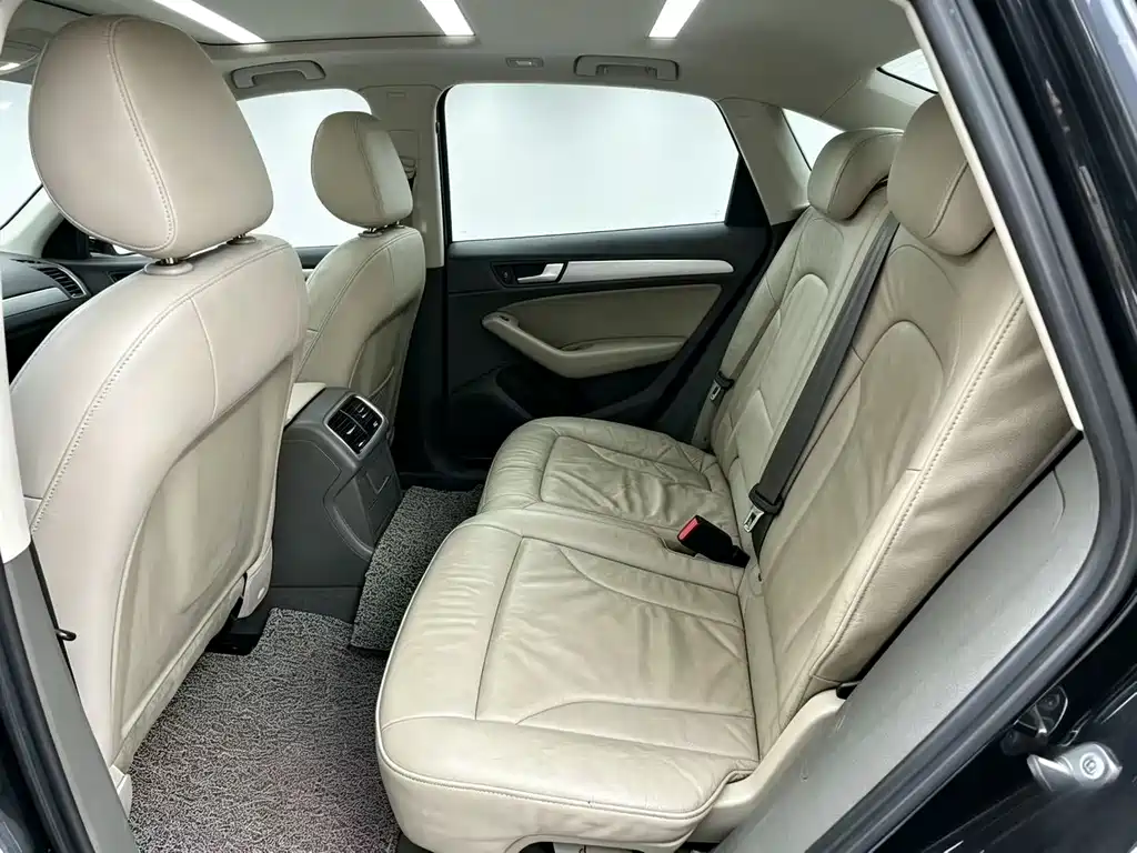 Audi Q5 — миниатюра 6