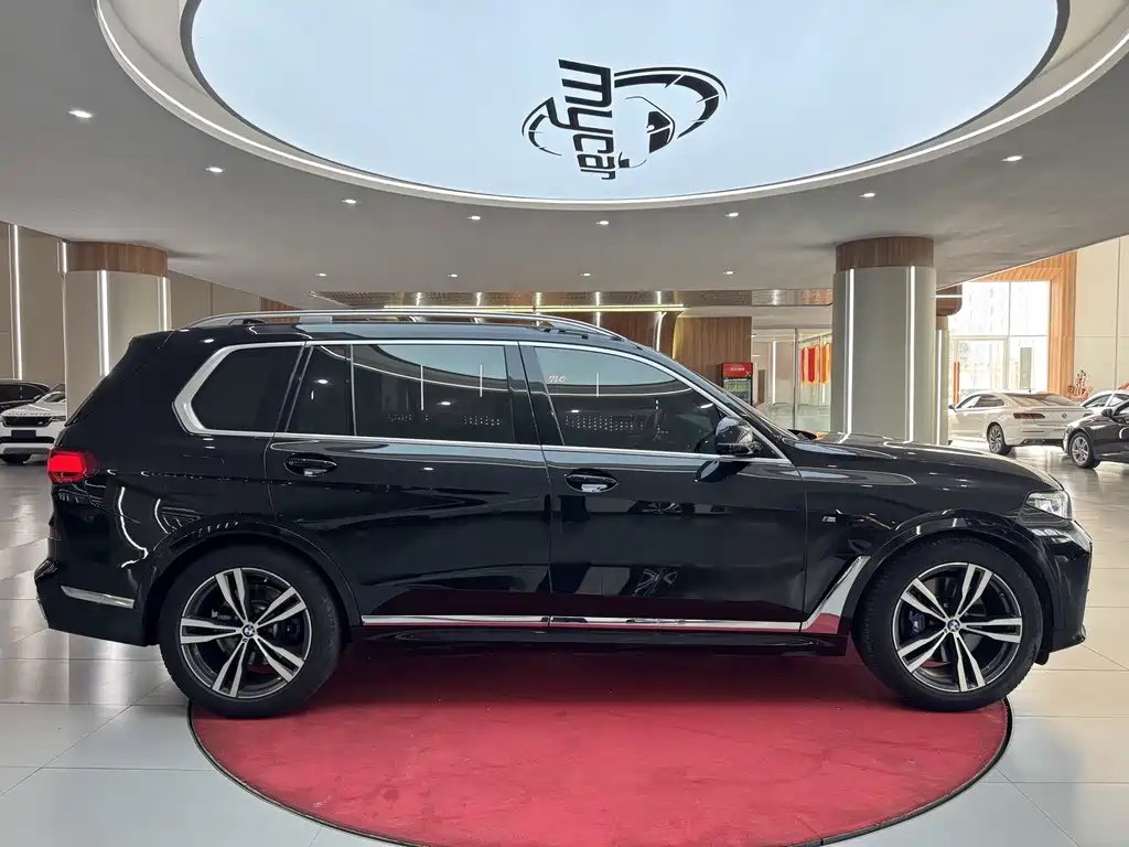 BMW X7 — миниатюра 4