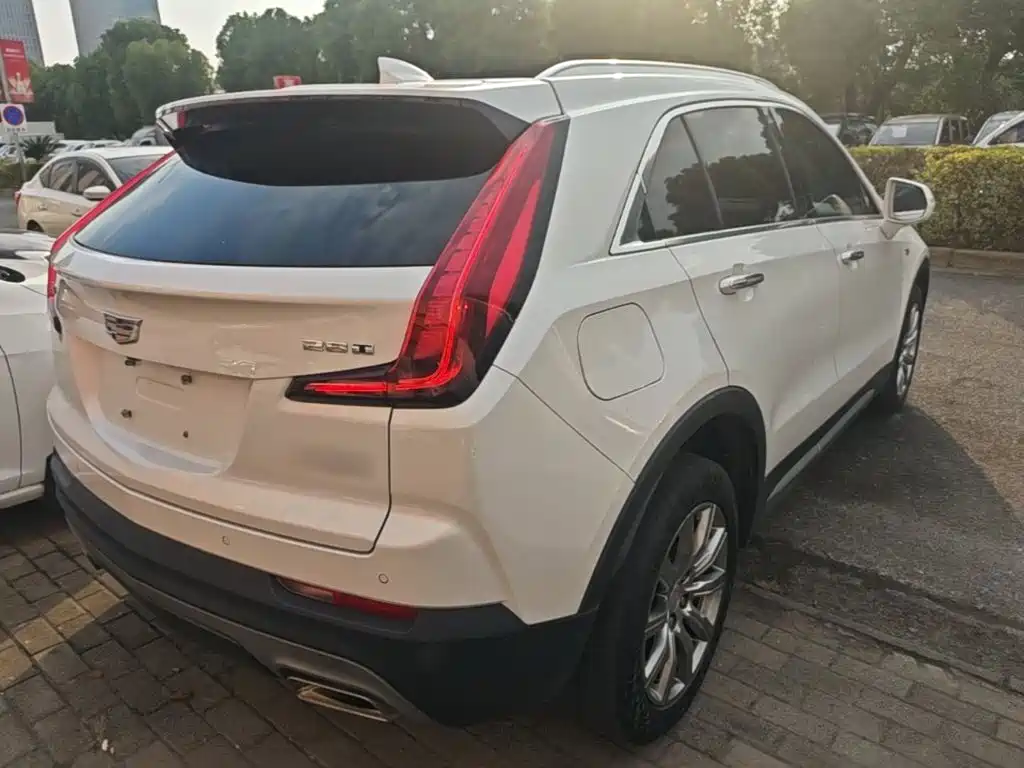 Cadillac XT4 — миниатюра 7