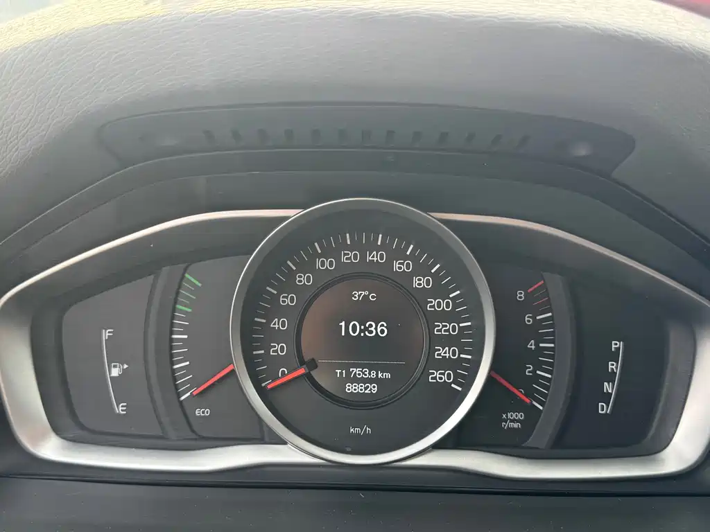 Volvo S60 — миниатюра 4