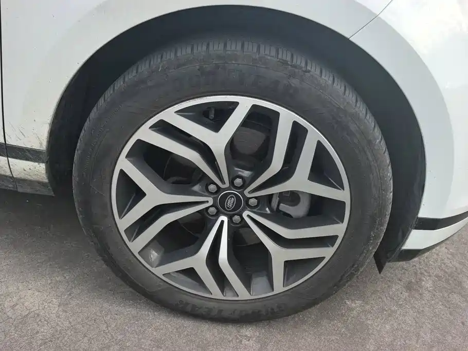 Land Rover Evoque — миниатюра 6