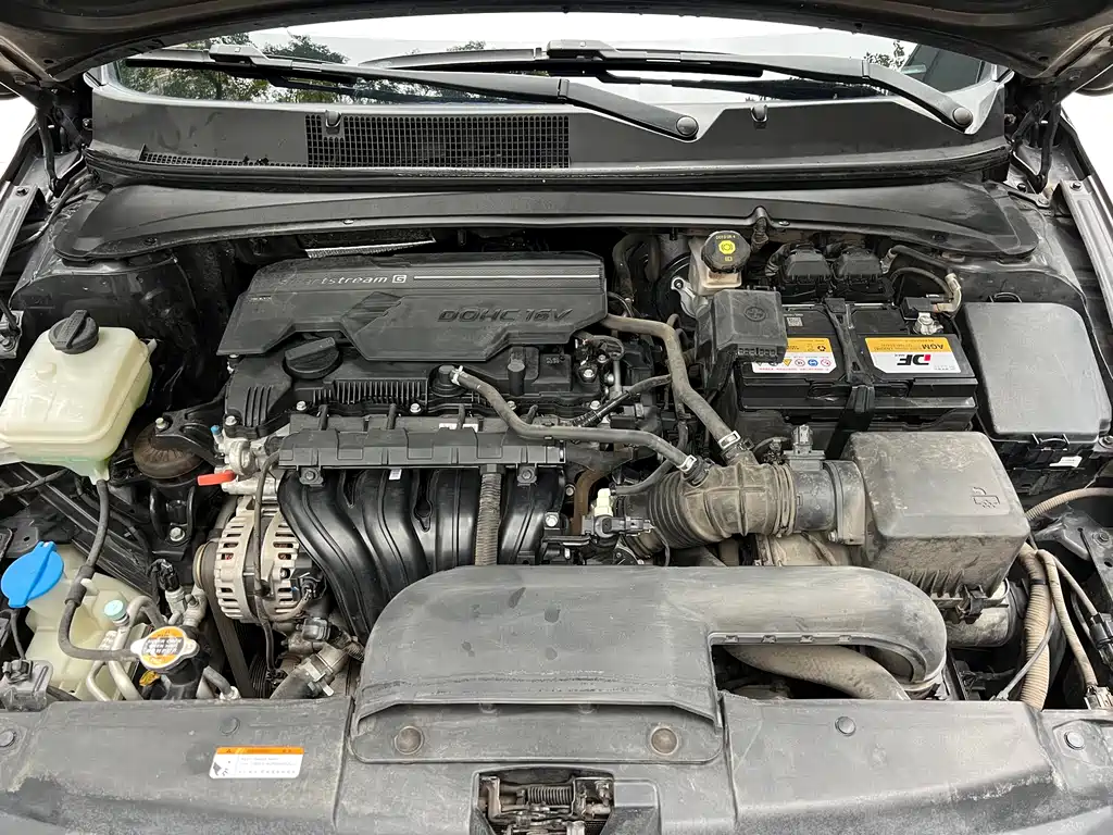 Hyundai Mistra — миниатюра 5