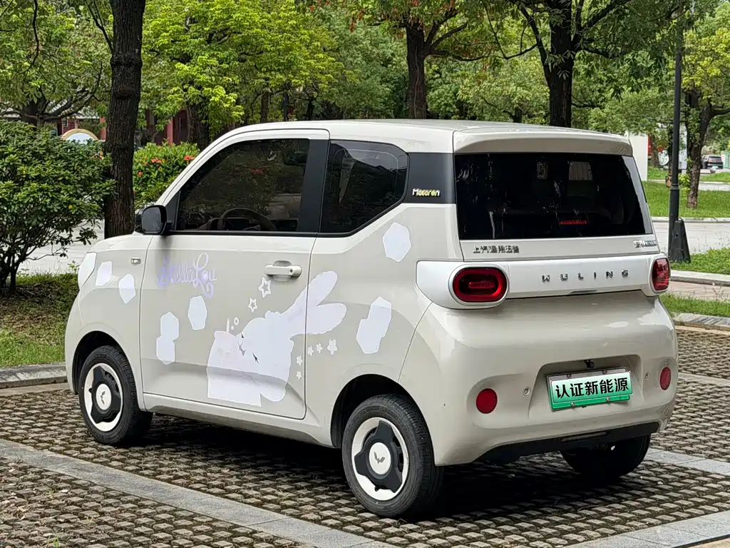 Wuling MINIEV — миниатюра 16
