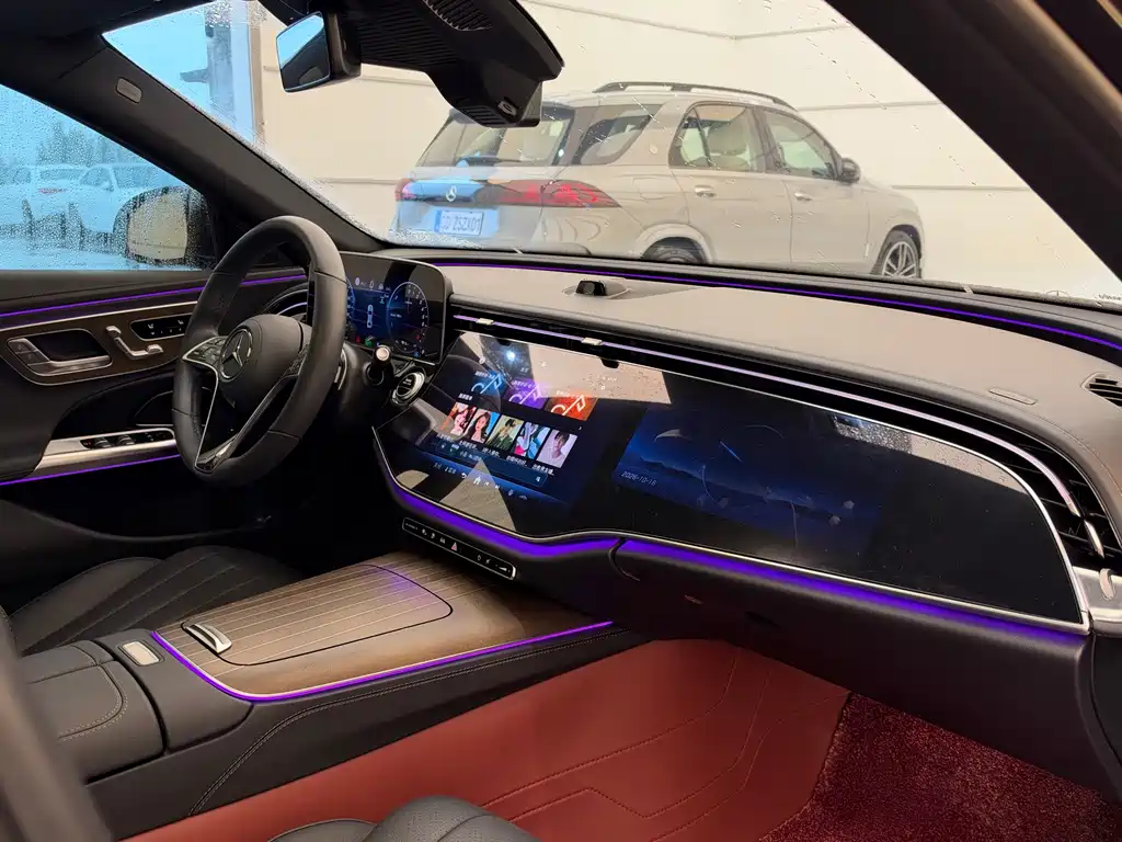 Mercedes-Benz E-Class New Energy — миниатюра 13