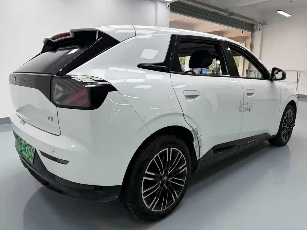 ARCFOX Beta T1 — миниатюра 7