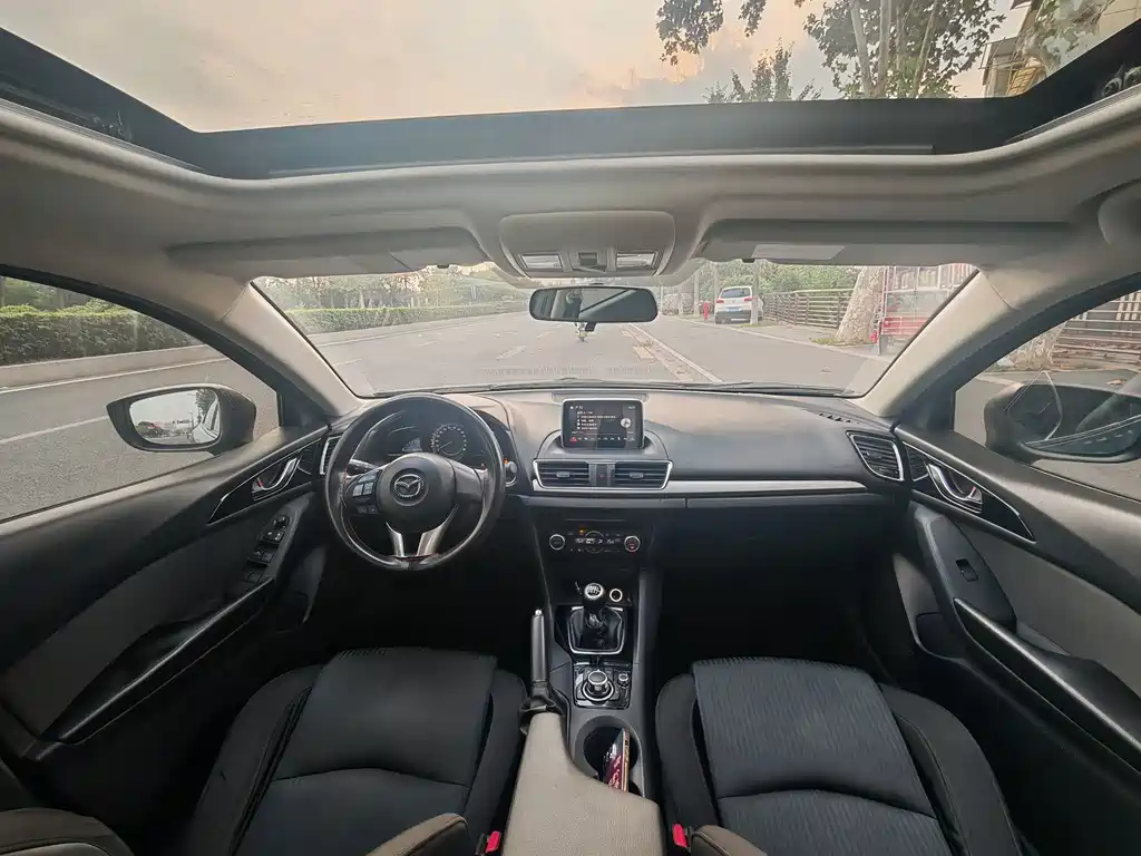 Mazda 3 Axela — миниатюра 15