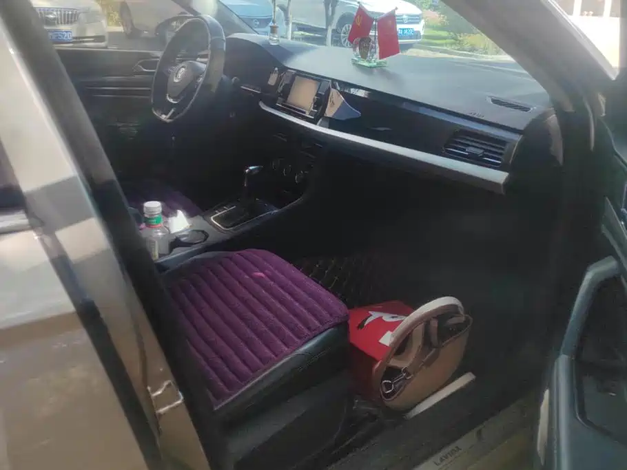 Volkswagen Lavida — миниатюра 8