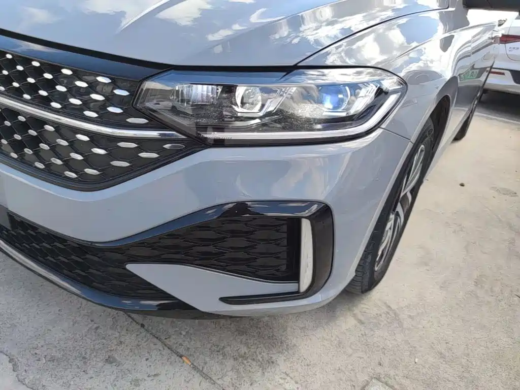 Volkswagen Lavida — миниатюра 24