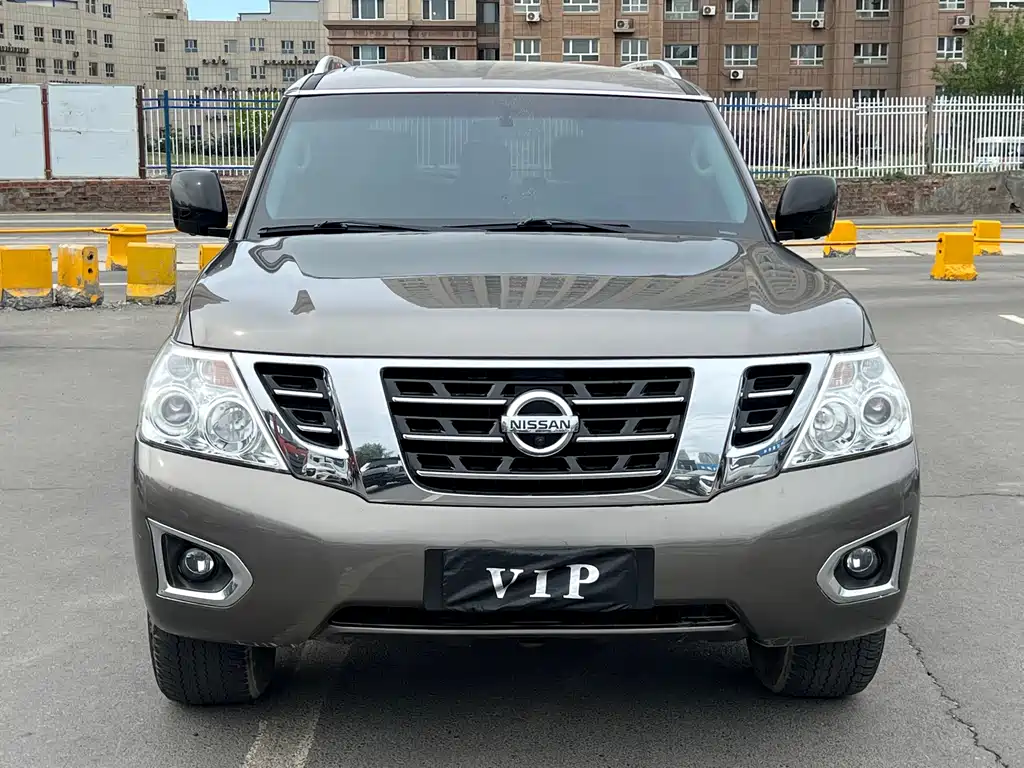 Nissan Patrol 2016 5.6L