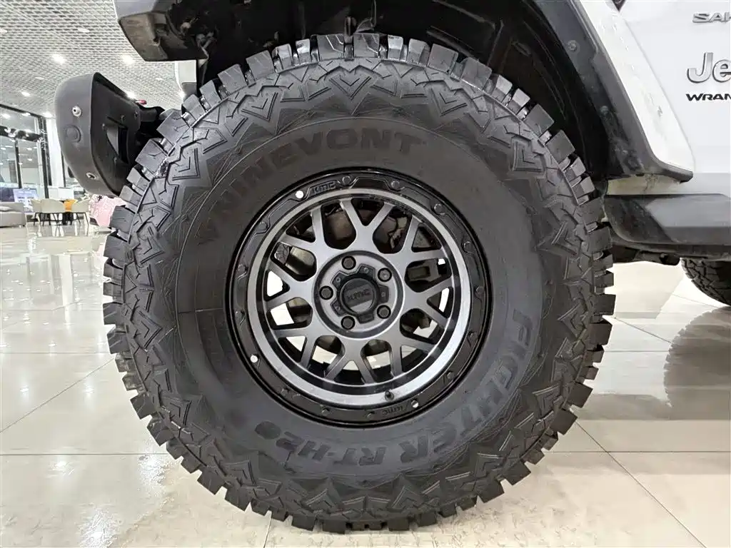 Jeep Wrangler — миниатюра 9