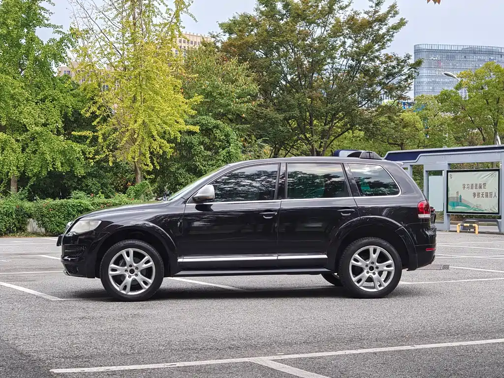 Volkswagen Touareg — миниатюра 4