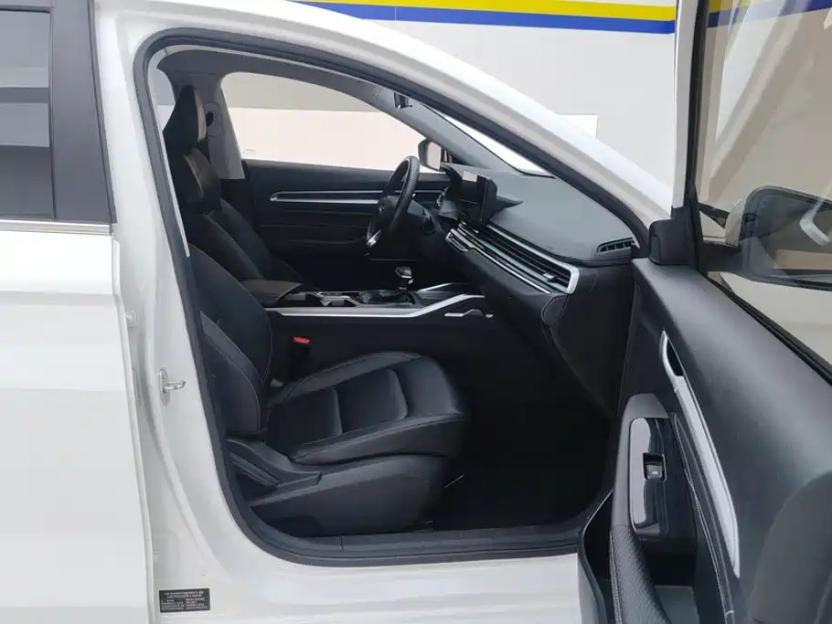 Geely Emgrand — миниатюра 8
