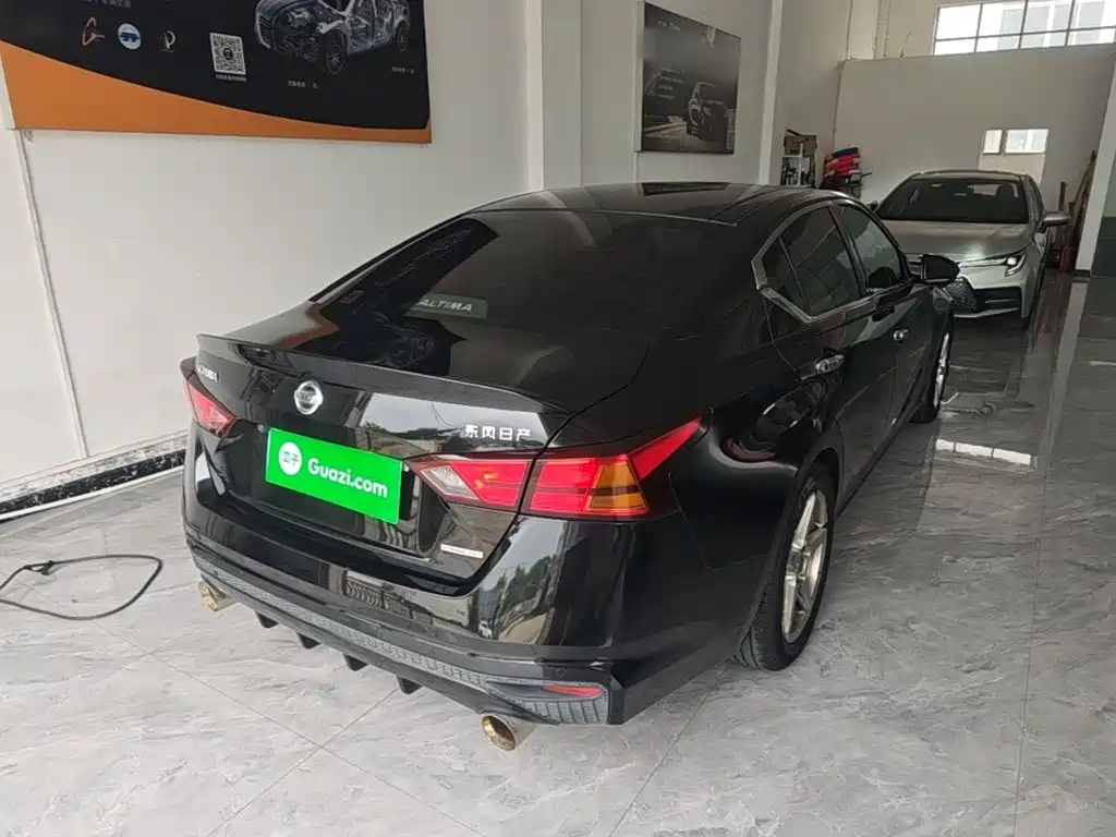 Nissan Teana — миниатюра 4