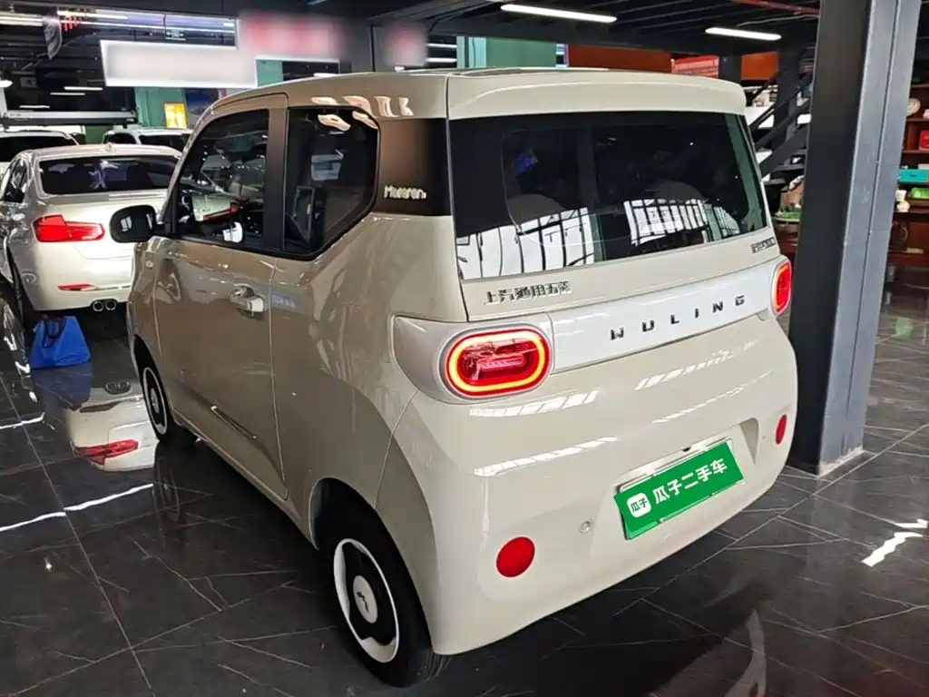 Wuling MINIEV — миниатюра 5