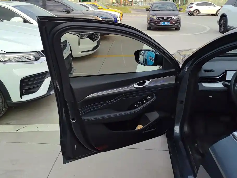 Geely Xingrui — миниатюра 7