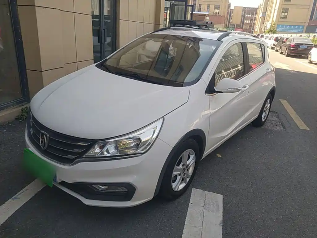 Baojun 310 — миниатюра 2