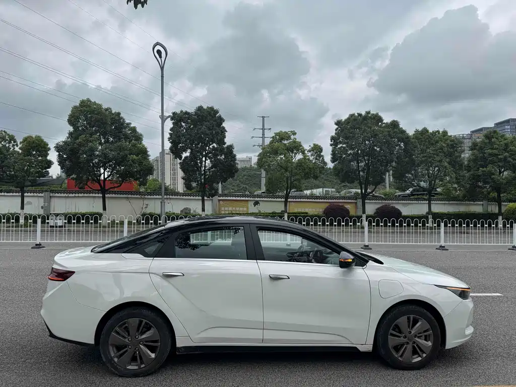 Geely A 2021 Pro Premium 600KM A600