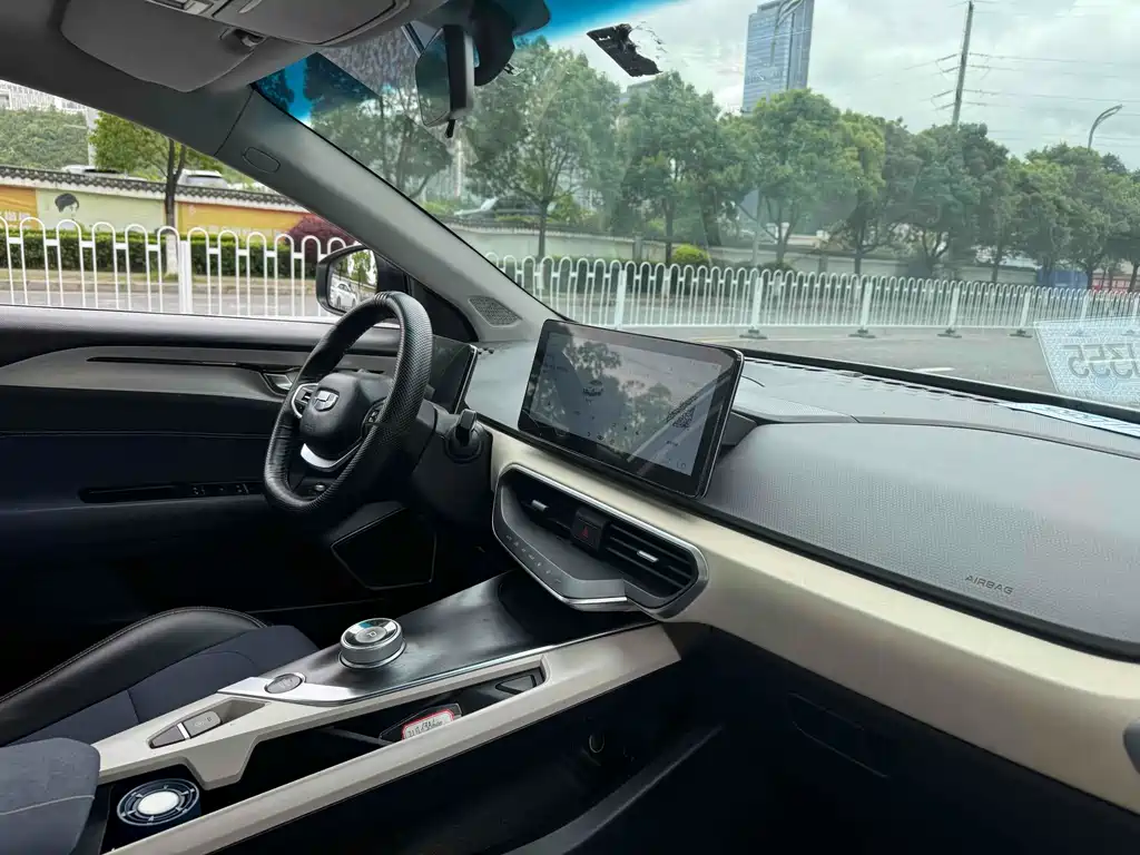Geely A 2021 Pro Premium 600KM A600