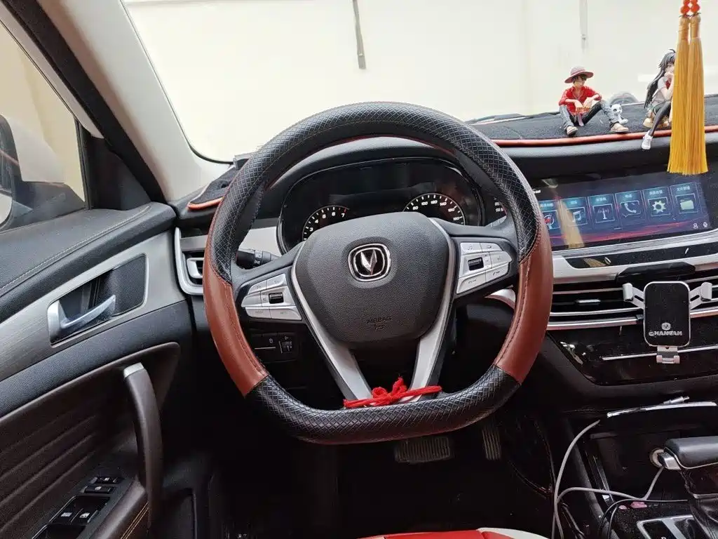 Changan CS35PLUS — миниатюра 11