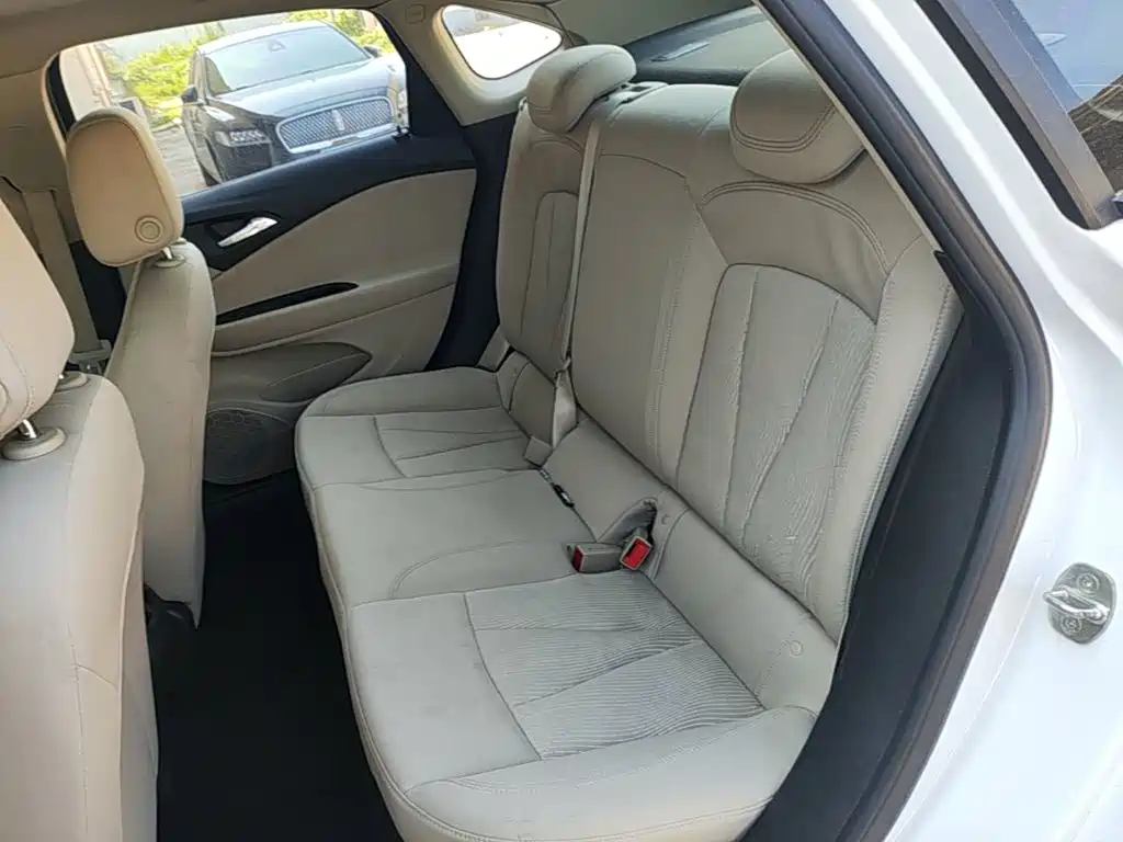 Buick Verano — миниатюра 17