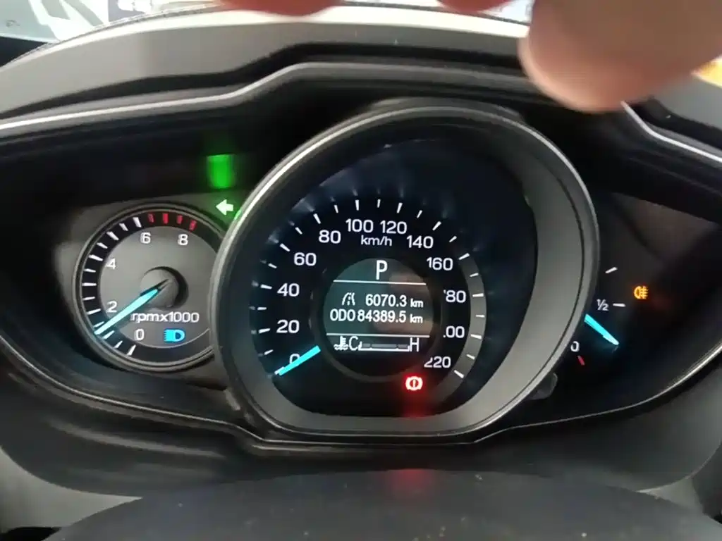 Ford Escort — миниатюра 12