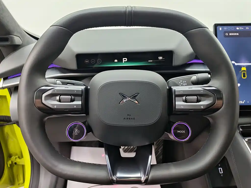 XPeng P7 — миниатюра 20