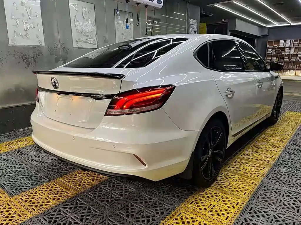 MG MG6 — миниатюра 9