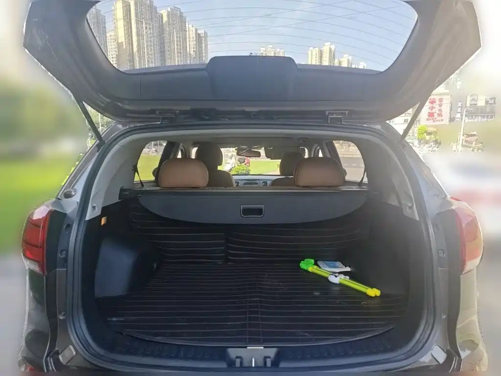 Kia Sportage — миниатюра 15