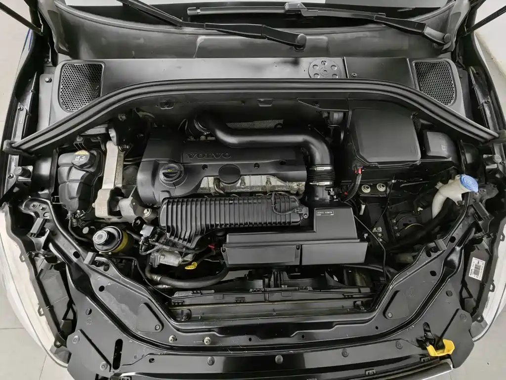 Volvo XC60 — миниатюра 6