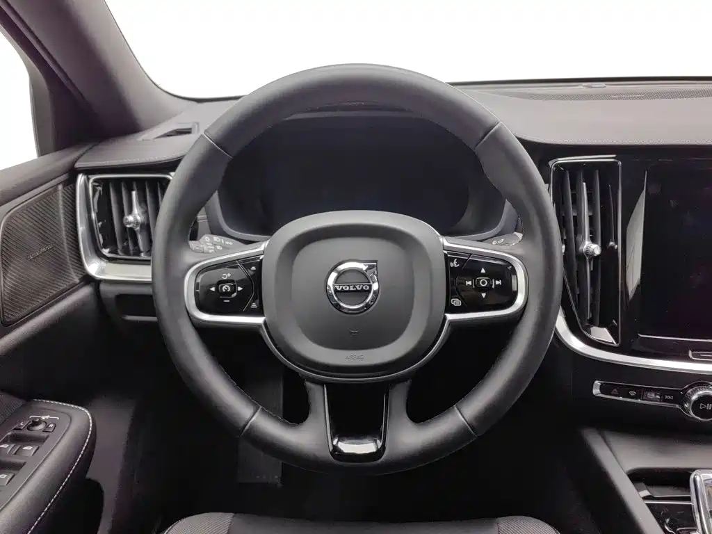 Volvo S60 — миниатюра 11