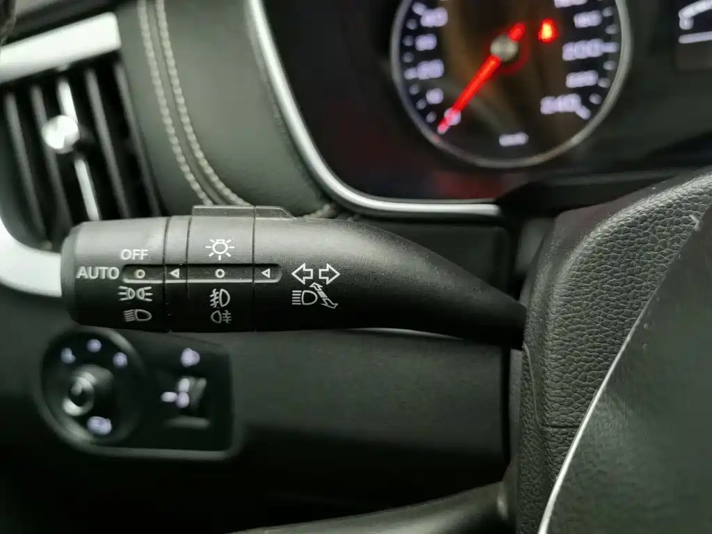 Roewe RX5 — фотографии объявления, Фото 22