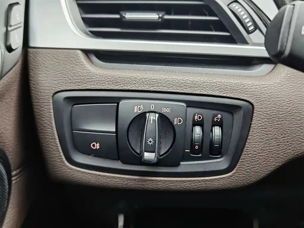 BMW X1 — миниатюра 21