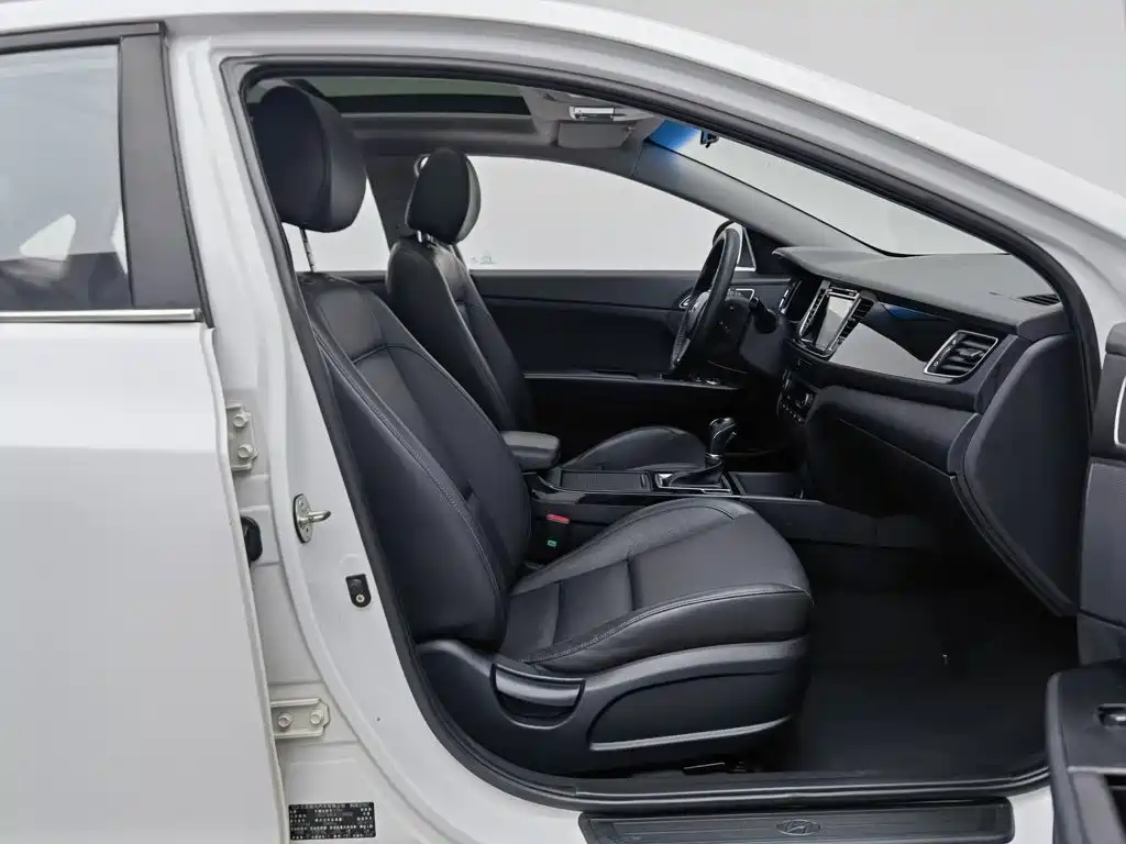 Hyundai Mistra — миниатюра 23
