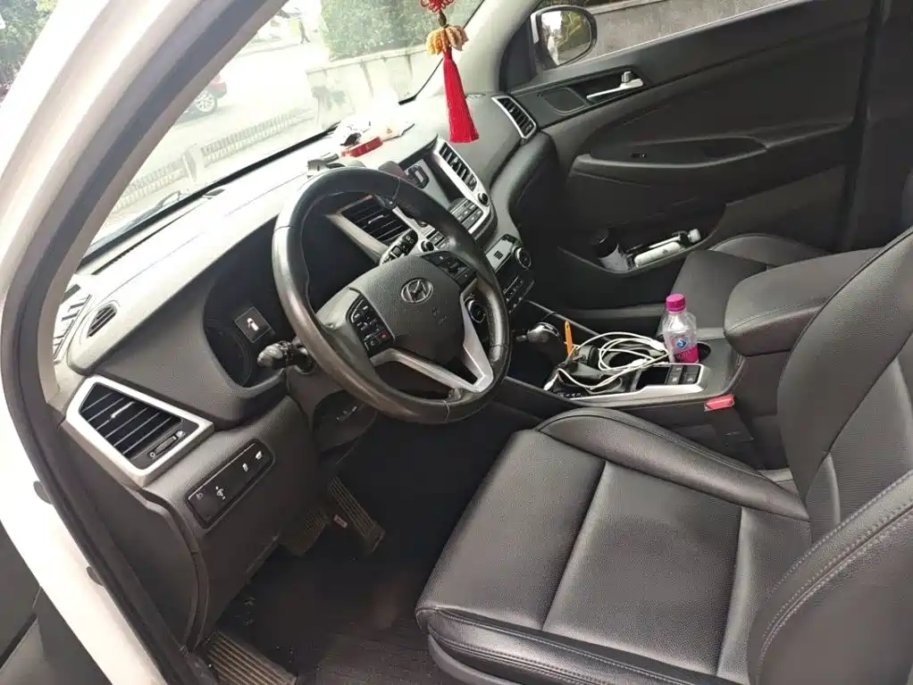 Hyundai Tucson — миниатюра 14
