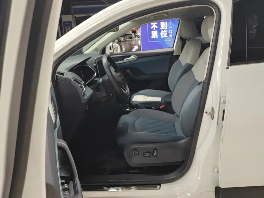 Volkswagen Tharu — миниатюра 9