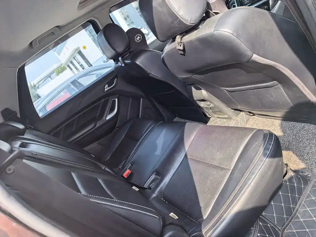 JMC Yusheng S350 — миниатюра 5