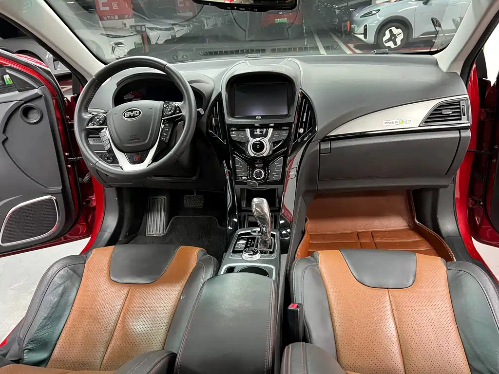 BYD Qin NEV 2016 EV300 Flagship