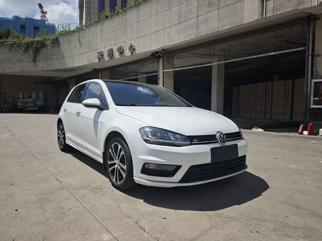 Volkswagen Golf — миниатюра 3