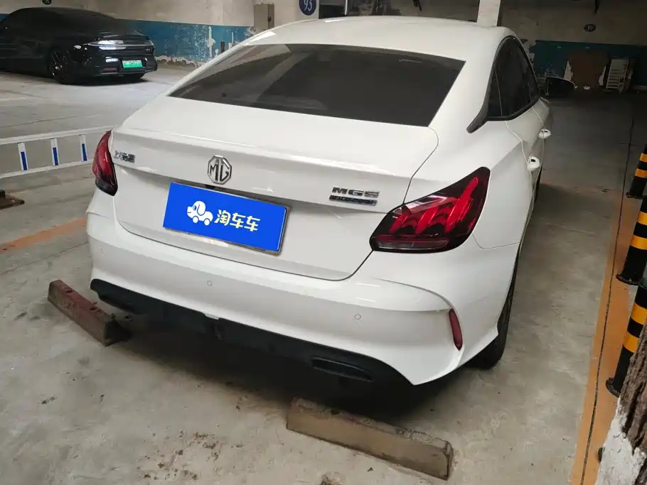 MG MG5 — миниатюра 3