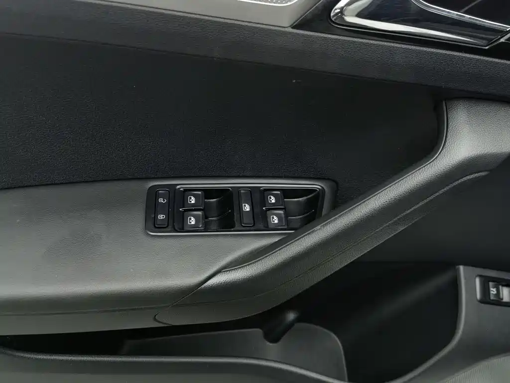 Jetta VA3 — миниатюра 9