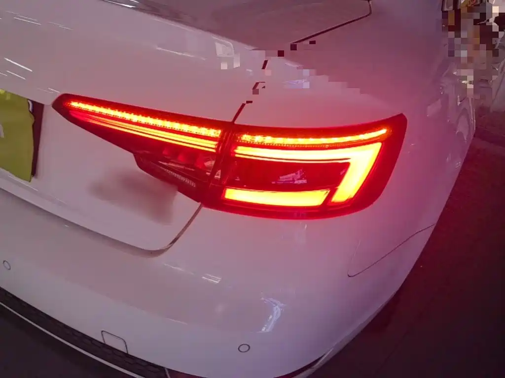 Audi A4L 2017 40 TFSI