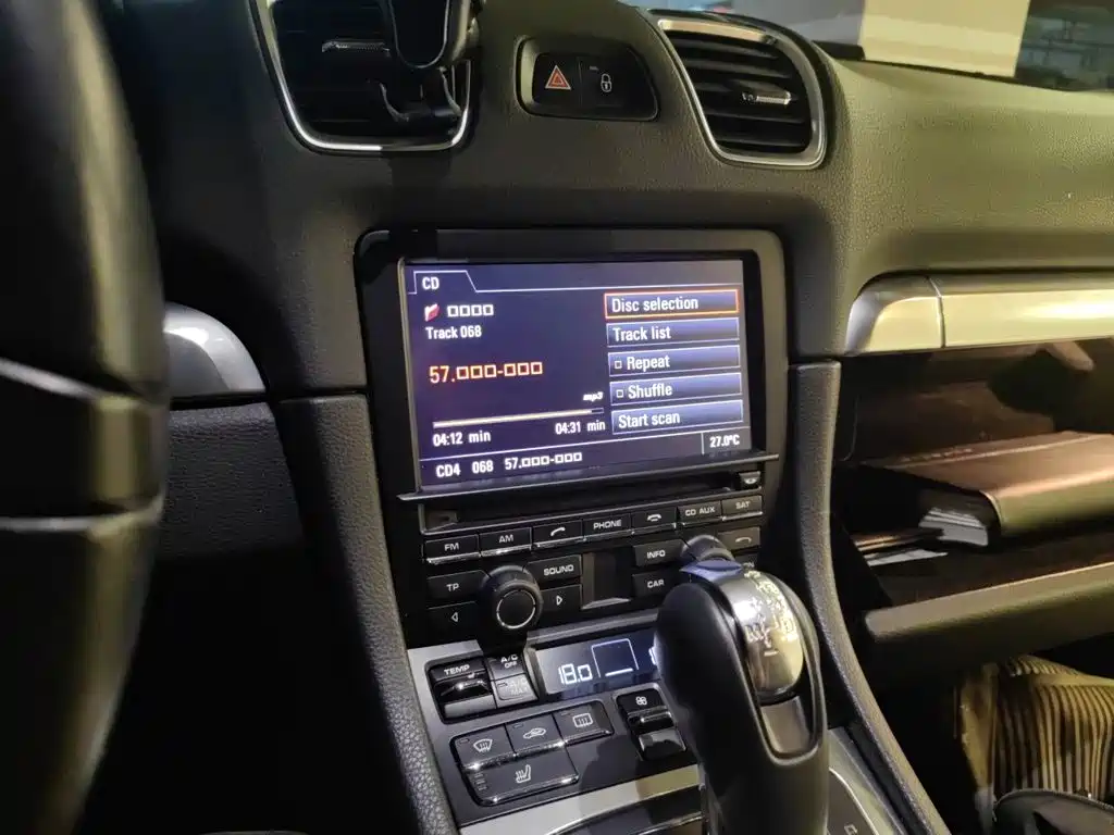 Porsche Cayman — миниатюра 10