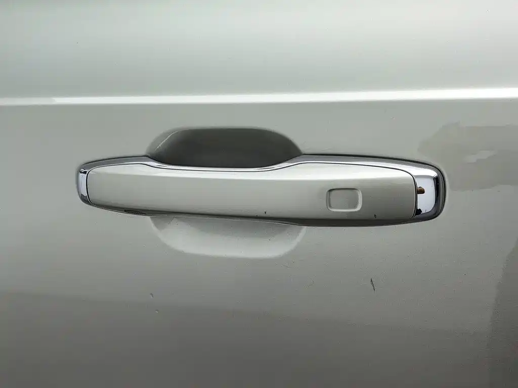 Volvo XC90 — миниатюра 18