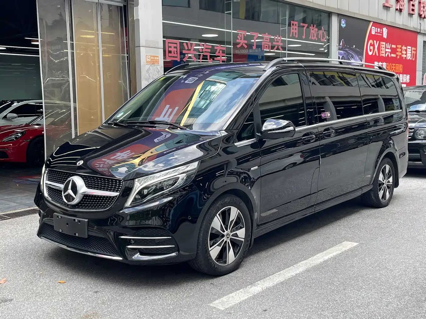 奔驰V级 2020款 V 260 L 长轴距豪华版 2021