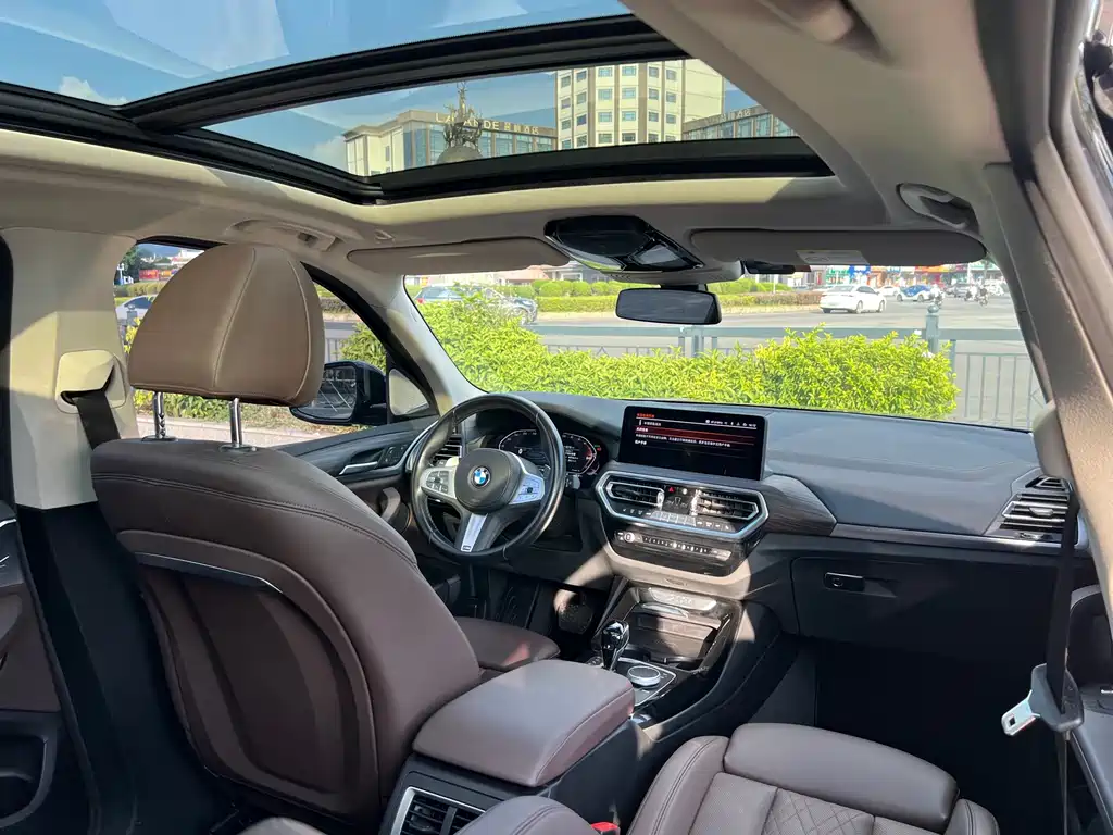 BMW X3 — миниатюра 8